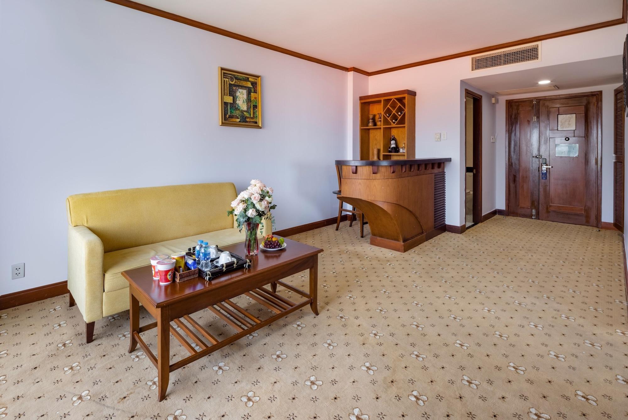 Saigon - Ninh Chu Hotel & Resort Phan Rang Buitenkant foto