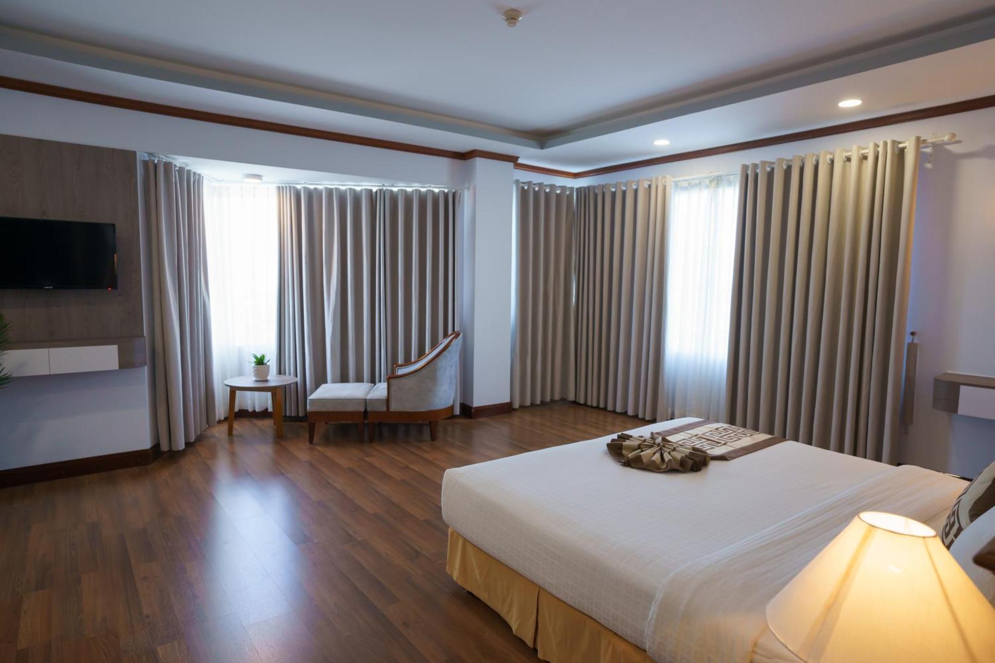 Saigon - Ninh Chu Hotel & Resort Phan Rang Buitenkant foto