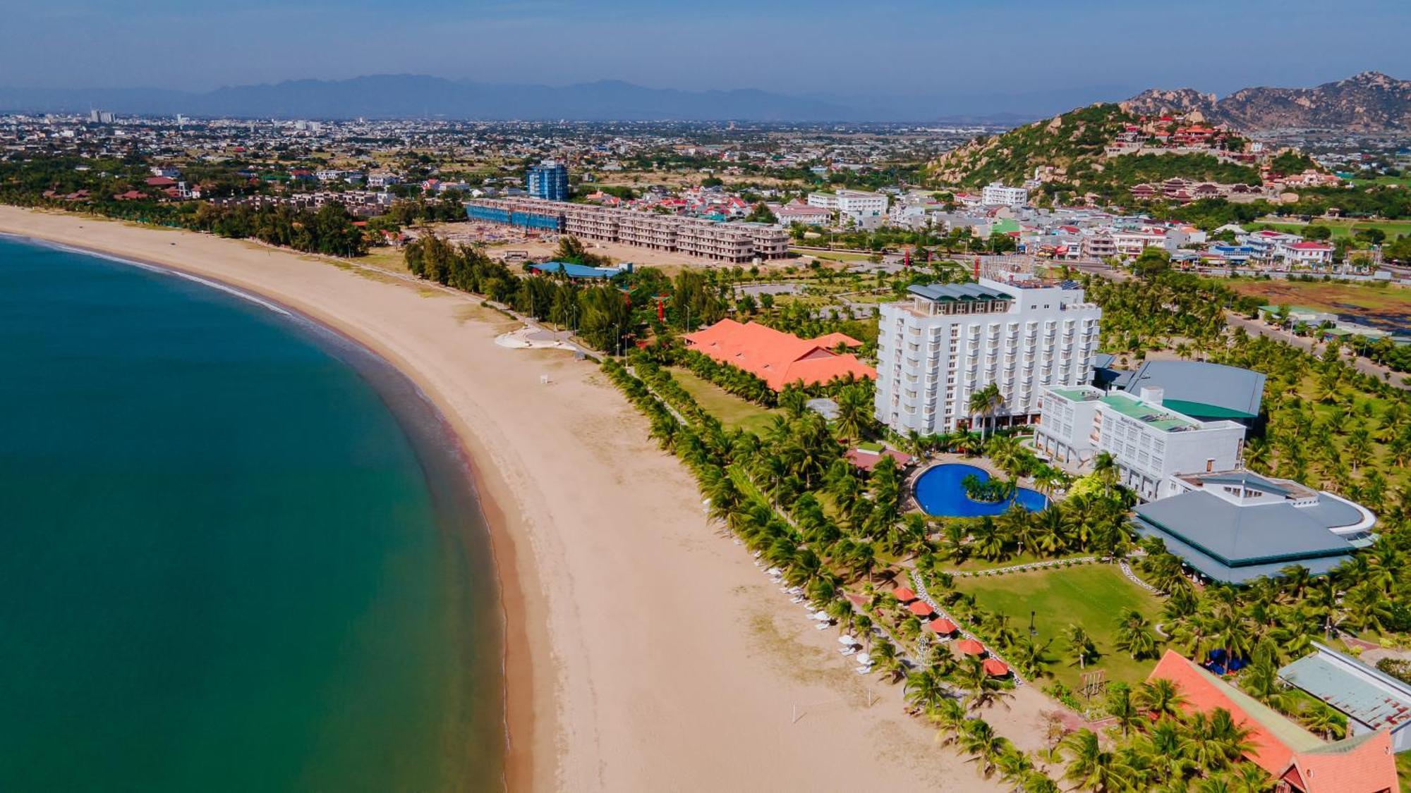 Saigon - Ninh Chu Hotel & Resort Phan Rang Buitenkant foto