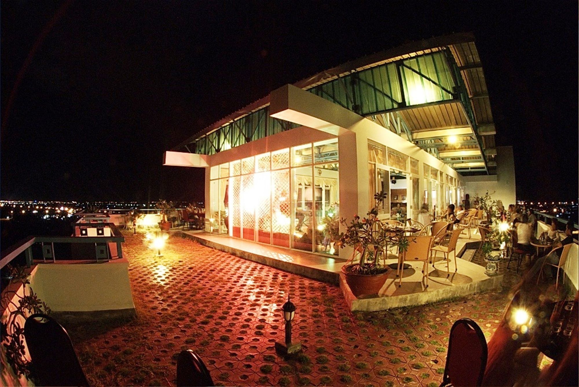 Saigon - Ninh Chu Hotel & Resort Phan Rang Buitenkant foto