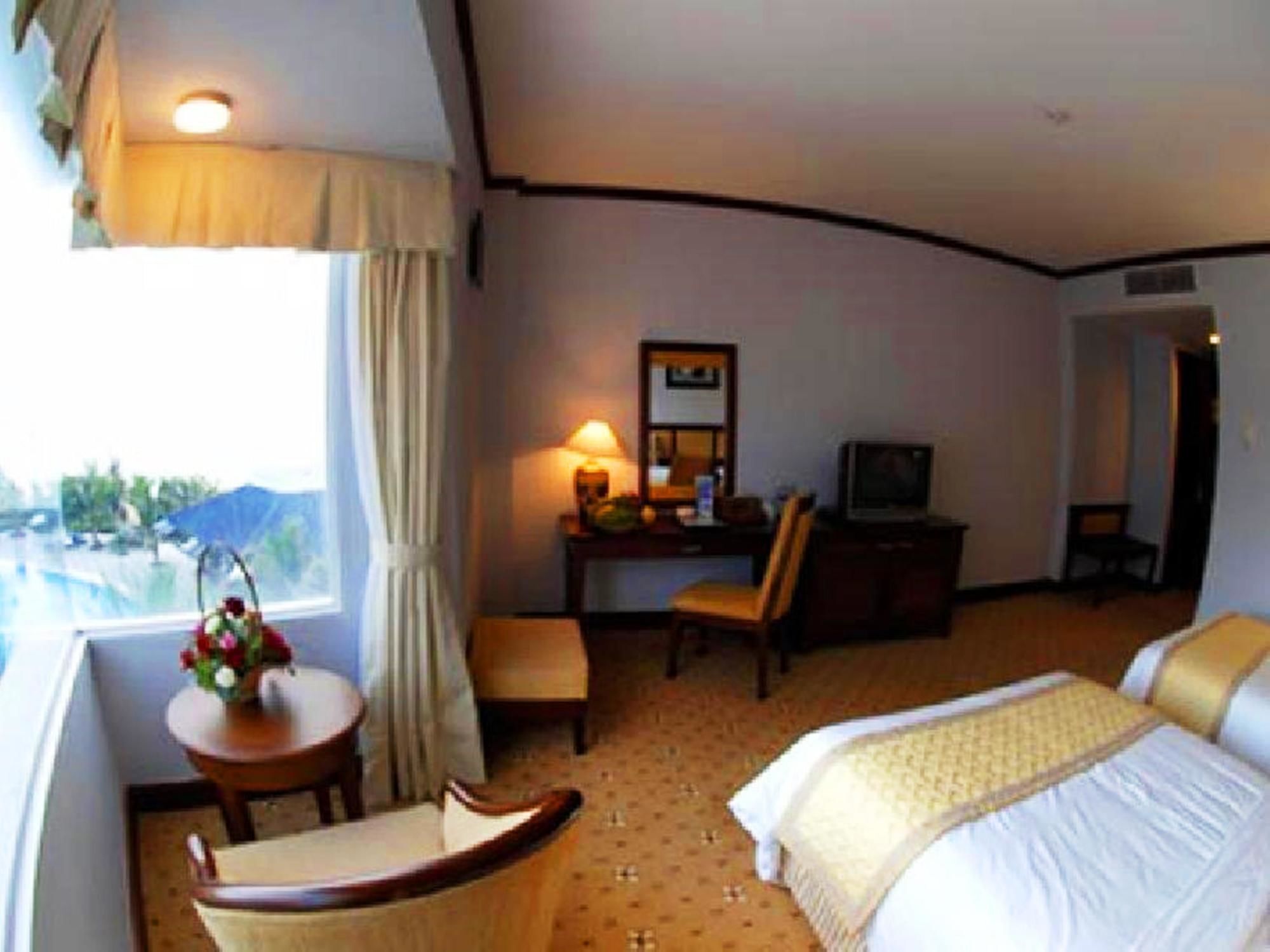 Saigon - Ninh Chu Hotel & Resort Phan Rang Buitenkant foto
